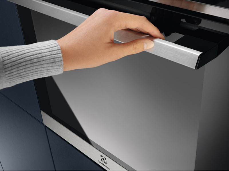 Электрический духовой шкаф Electrolux EOD6P77WX - фото 3